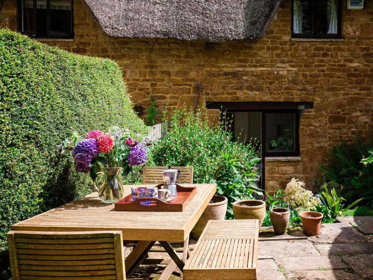 Lily Cottage Great Tew Exterior photo